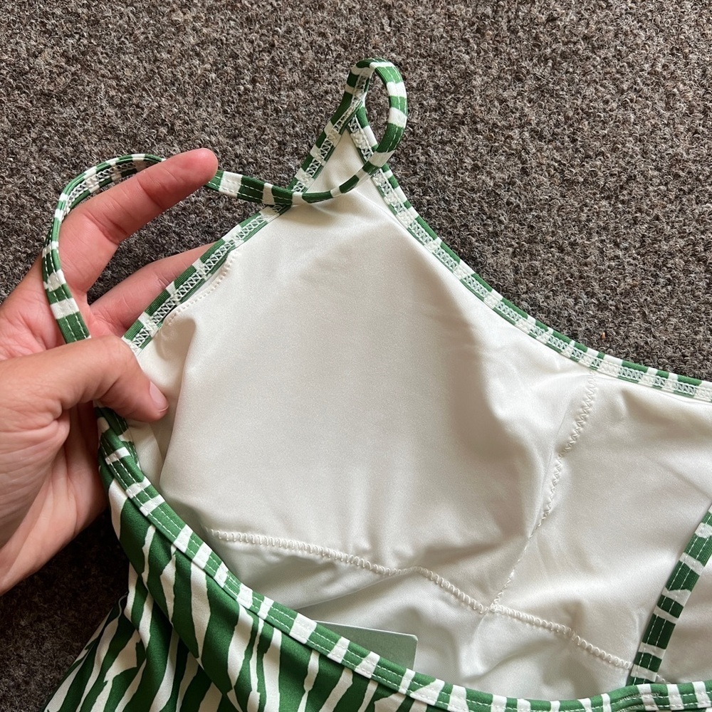 NWT H&M One Piece Swimsuit Green White Bundle of 2 Pieces Women’s Size Small - Picture 4 of 15